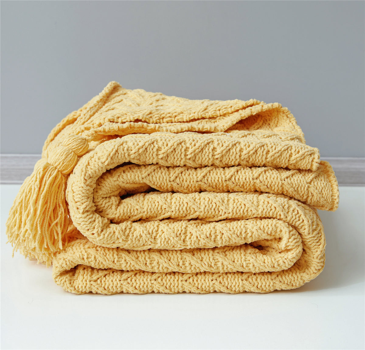 Super Soft Knitted Premium Throw Blanket