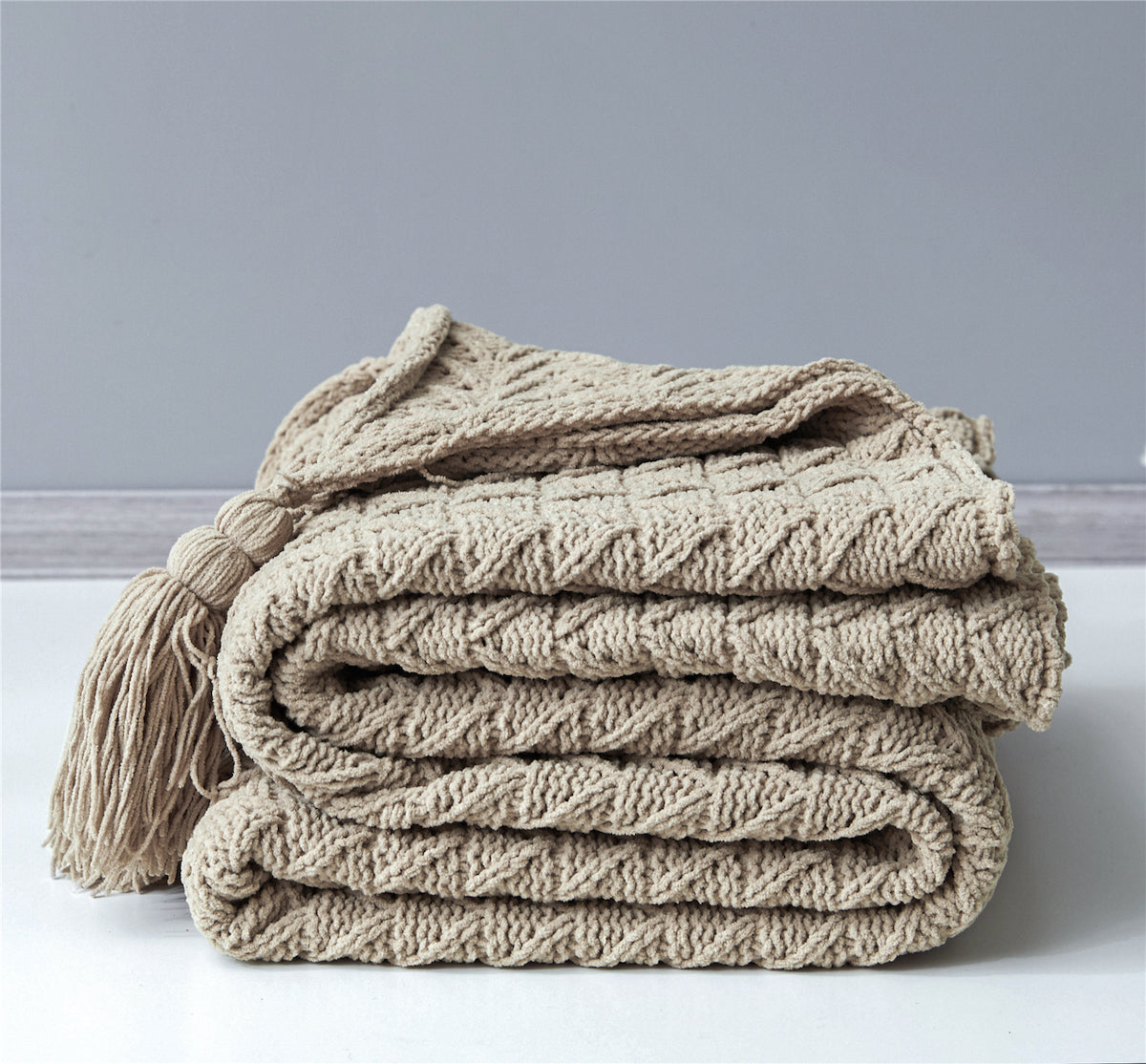 Super Soft Knitted Premium Throw Blanket